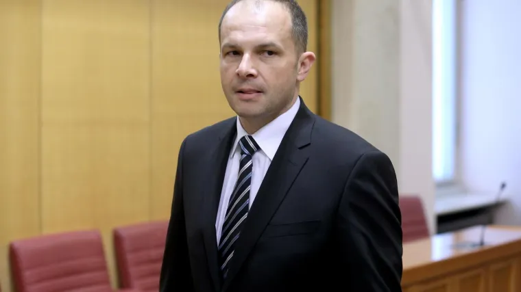 'Velike koalicije neće biti, to je triper kombinacija'