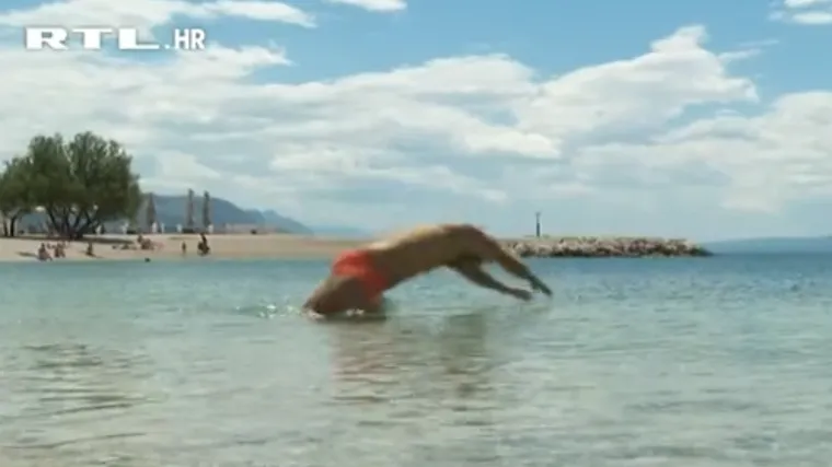 'Nisam nikad vidio ovako praznu plažu u ovo doba, a tek kakvo je more...'