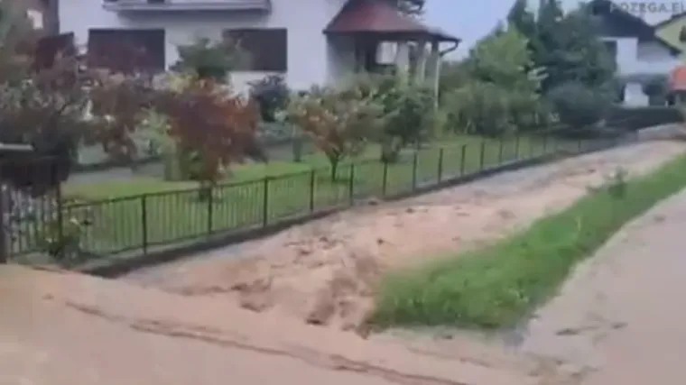 Gradonačelnik traži gradnju brane; Mještani: 'Taj se potok zove Pakao i pokazao je svu silinu'