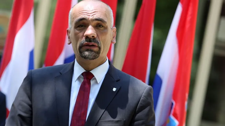 'Rat je završio, treba se okrenuti budućnosti. Volio bi i da Srbija pomogne u tome'