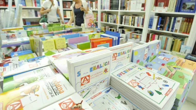 Cijene udžbenika nikad veće: 'S dva srednjoškolca trošak će biti preko 5000 kuna, bez bilježnica i pribora'