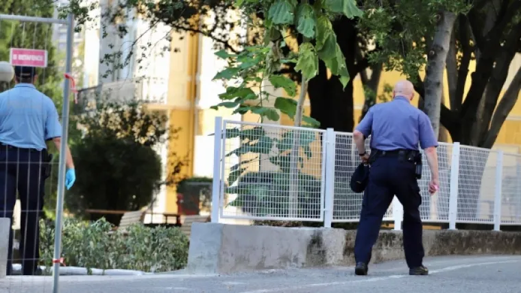 Policija pretraživala i grmlje