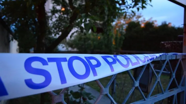 Zadavio suprugu, a prethodno bludničio nad maloljetnom pastorkom