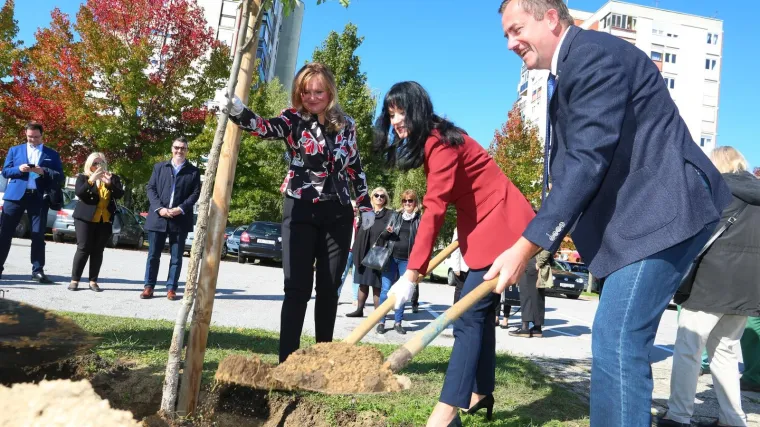 'To je simbolički čin za rast, razvoj projekata i prekogranične suradnje'