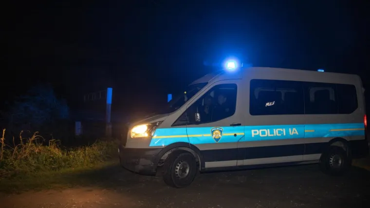 Policija u zatvorenoj konobi u Tribunju zatekla 48-godišnjeg vlasnika i sedmoricu muškaraca: Svi su legitimirani, a vlasnik - pritvoren