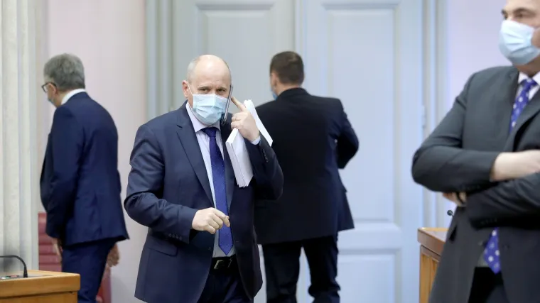 'Nije korektno to raditi nekoliko mjeseci prije izbora; To bi odvelo u demografsku pustoš Hrvatske'