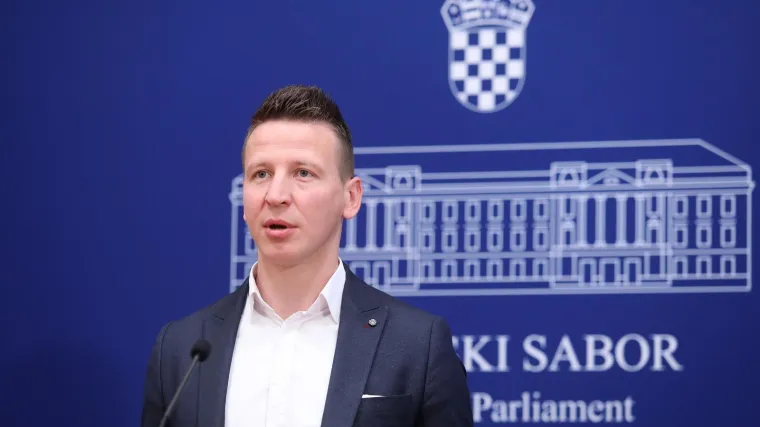 'Razlog je odnos vladajućih prema oporbi, bave se dociranjem i populizmom'