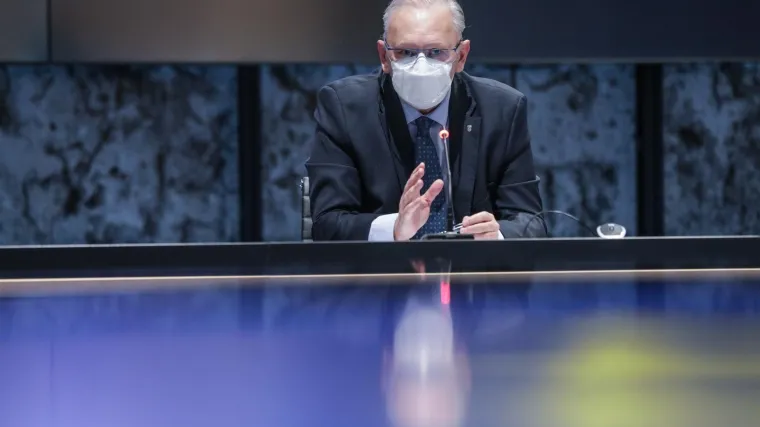 Na oko 200 punktova bit će angažirano oko 800 policajaca. Građani, suzdržite se'