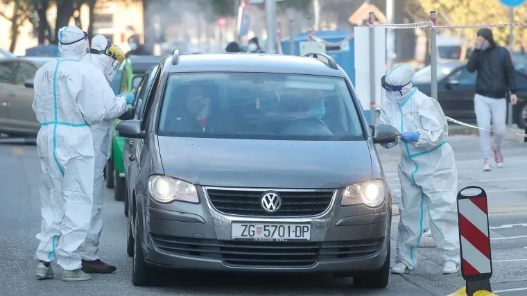 Brzi testovi učinkoviti su kao i karantena u zaustavljanju uvezenih slučajeva covida