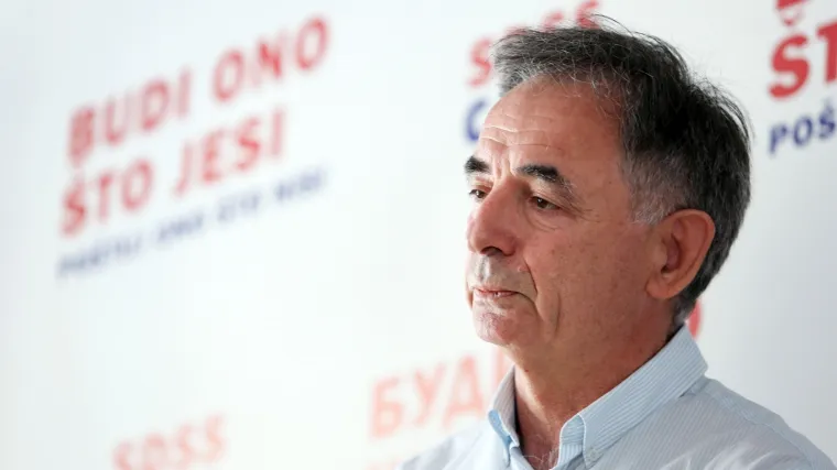 'Načelnik je skoro dobio batina zbog onoga koji je jak na riječima i debelo zaštićen'