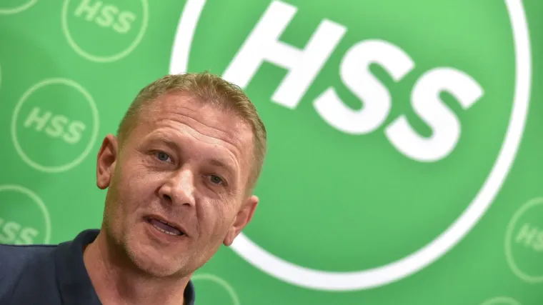 'Što on ima o meni govoriti? Nisam ja ratni profiter! Glumi moralnu vertikalu...'