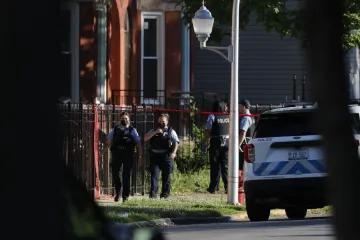 U pucnjavi u Chicagu ubijeno najmanje četvero ljudi, a isto toliko ih je ranjeno