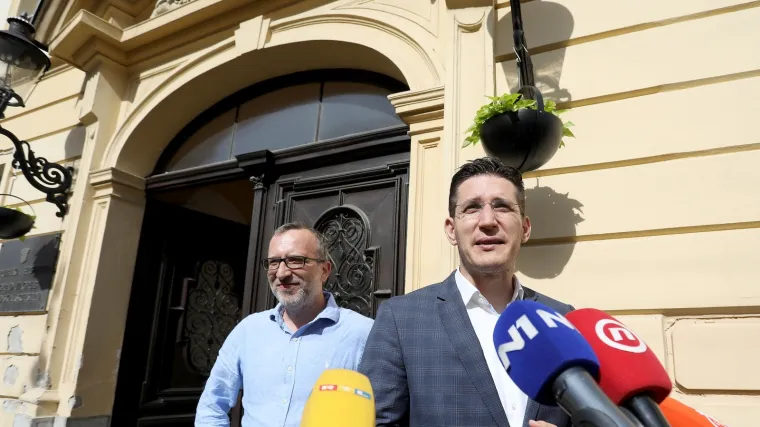 Troskot: 'Ponosan sam što je Most prvi puta u zagrebačkoj Gradskoj skupštini'; Istovremeno najavio zamrzavanje svog skupštinskog mandata