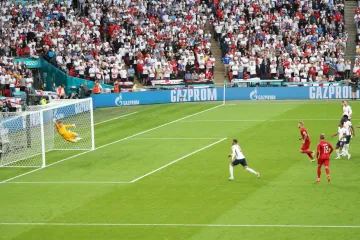 Svi pljuju po Englezima, a jeste li znali da je gol Danske također trebao biti poništen? Pogledajte što se dogodilo