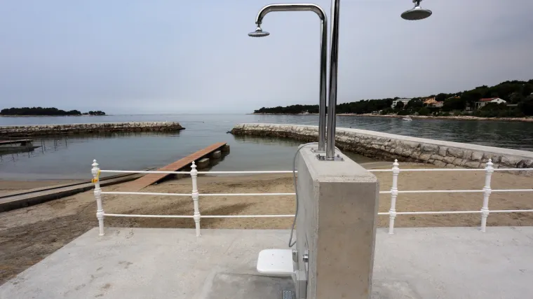 Kod Rovinja na plaži pronašli tijelo fratra koji je tamo redovito odlazio na kupanje