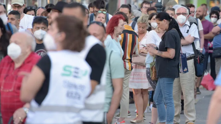 Danas stupilo na snagu: Tko u Austriji na propisanim mjestima ne nosi masku i krši '3-G' pravilo - kazna je skoro 700 kn!