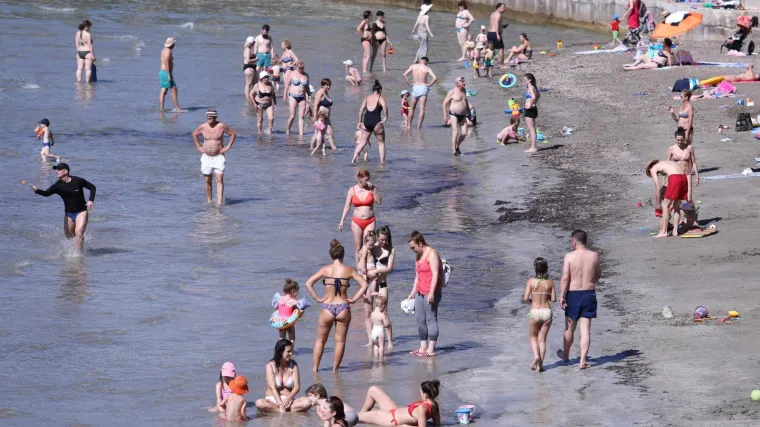 Njemačka uvodi stroža pravila za povratnike s godišnjeg: Odnose se na one koji se nisu cijepili ili preboljeli koronu