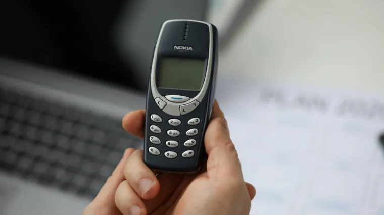 Vraća se 'neuništivi' mobitel za kojim smo toliko cvilili: Pogledajte ga u novom ruhu, nije li dražestan?