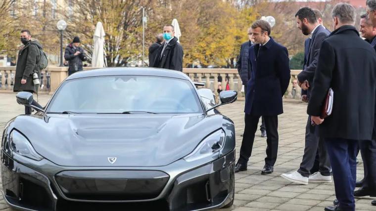 Rimac pokazao francuskom predsjedniku Neveru: 'Ne znam voli li Macron jurilice, ali ako želi, možemo se provozati'