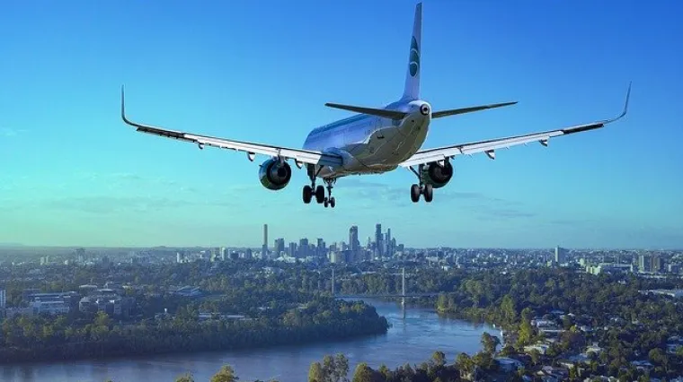 Koje su prednosti putovanja avionom?