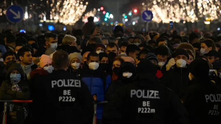 U eksploziji ilegalne pirotehnike 12 ozlijeđenih u Berlinu: Najmlađe dijete ima 11 godina