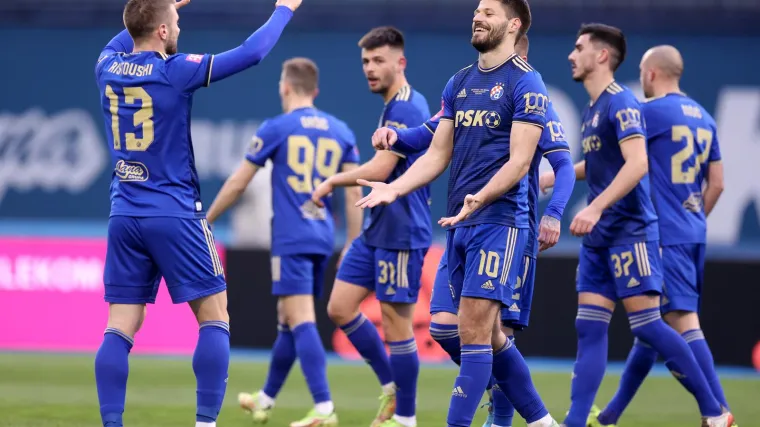 Dinamo preko Šibenika do vrha, Bočkaj i Baturina zabili prve golove u dresu Modrih, ali Bruno Petković je majstorijom ukrao šou