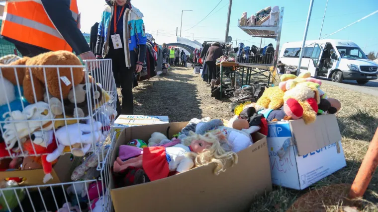 Tegljač Hrvatskog Caritasa s humanitarnom pomoći u Ukrajini: Stiglo više od 20 tona hrane i higijenskih potrepština