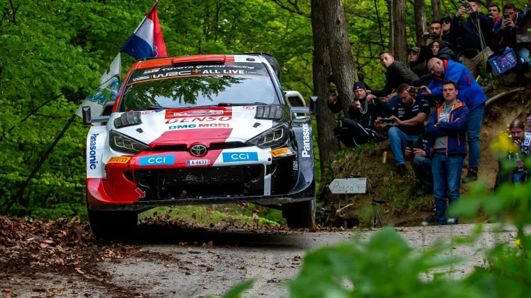 WRC u Hrvatskoj završio uz puno drame. Pogledajte što je pobjednik Rovanpera izveo kako bi se vratio na stazu i na kraju slavio