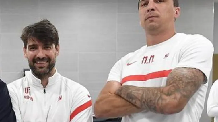Mandžukić i Ćorluka poslali žestoku poruku kritičarima nakon velike pobjede Vatrenih. Napisali su samo dvije riječi