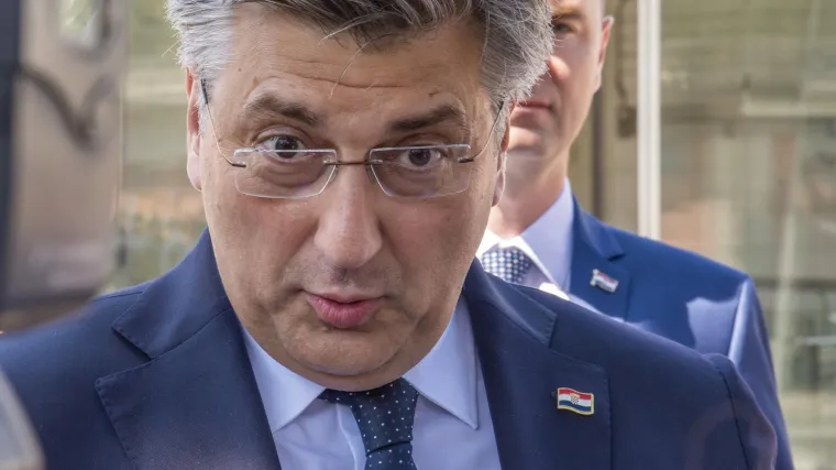 Hlađenje na 25, grijanje na 21. 'Svrha je da se sve riješi samo od sebe, prirodnin putem. Ka sa onim tovarom'