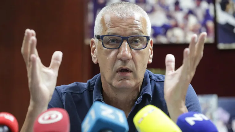 Veliki trener tweeta s teme na temu: 'Gospodin Čačić je fantastičan, Hrvatska dobiva Finsku bez dileme. Idemo dalje...'