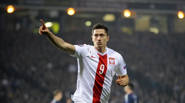 Lewandowski će u Katru nositi kapetansku vrpcu u ukrajinskim bojama: 'Nosit ću Ševčenkovu vrpcu kao podsjetnik da ukrajinski narod nije sam'