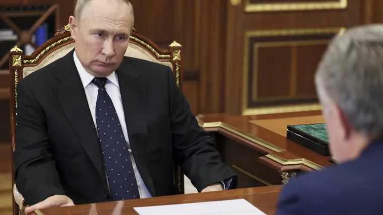 Putin potpisao dekret kojim Rusija preuzima kontrolu nad najvećom nuklearnom elektranom u Europi