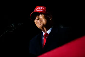 U Kongresu pripadnik 'Z' generacije, Trumpova glasnogovornica i deklarirana lezbijka su guvernerke, a 89-ogodišnjak osvojio 8. mandat