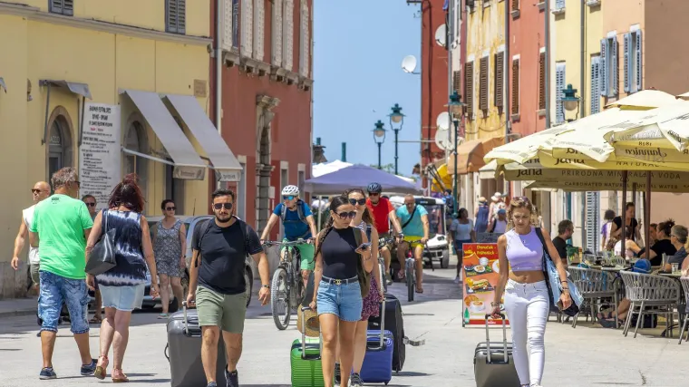 Stigli podaci protekle turističke sezone: 2022. se približila rekordnoj 2019., ovo su detalji