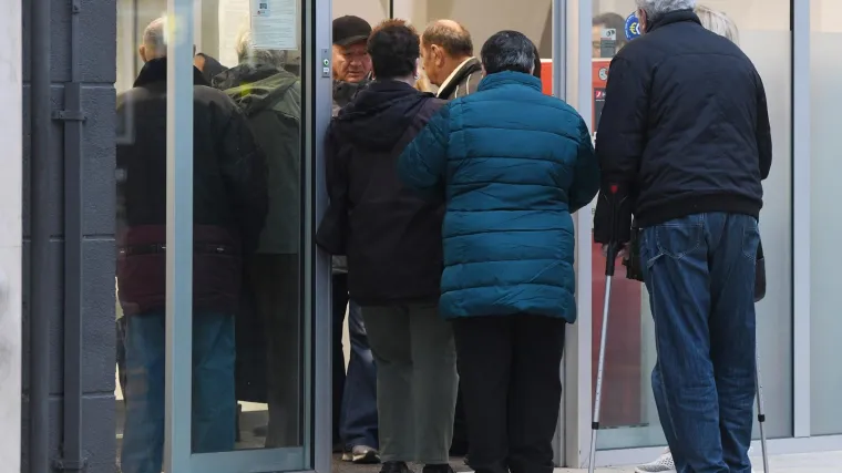 Imate račun viška u banci? Bilo bi dobro da ga ovih dana zatvorite, evo i zašto