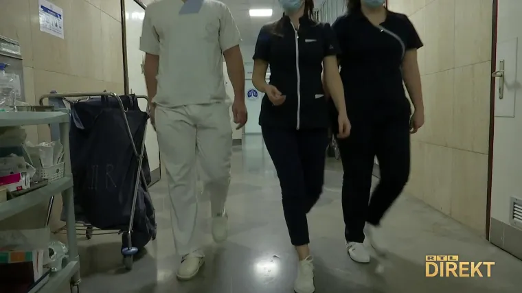Studenti koji okreću burgere i čistači ulica zarađuju više nego medicinske sestre