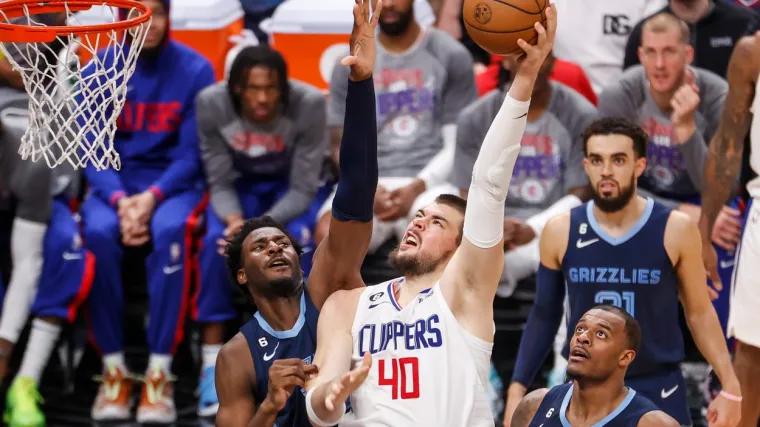 'Agresivni' Zubac oduševio čupanjem obruča, Šariću samo pet minuta u novom porazu: Jokić nije mogao protiv Crnogorca