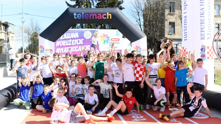 Više od 2.000 djece sudjelovalo na Telemach Danu sporta u Sisku