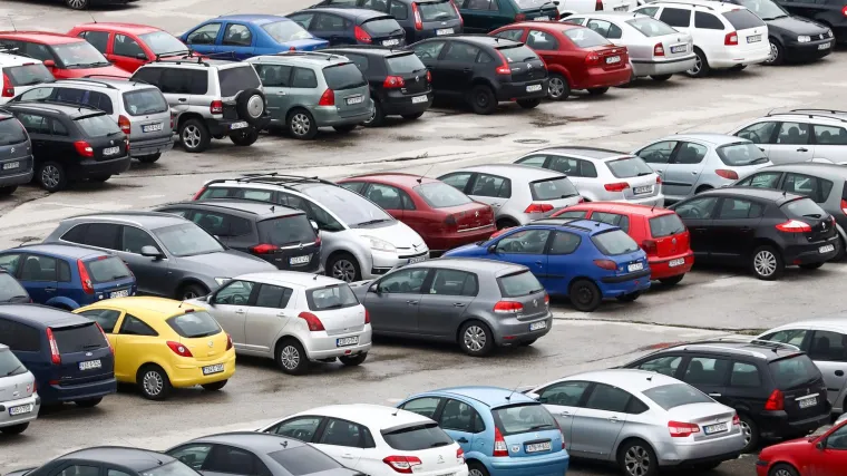 Devedeset godina nakon vladavine Hitlera, Njemačka ponovno promiče san o sintetičkom gorivu