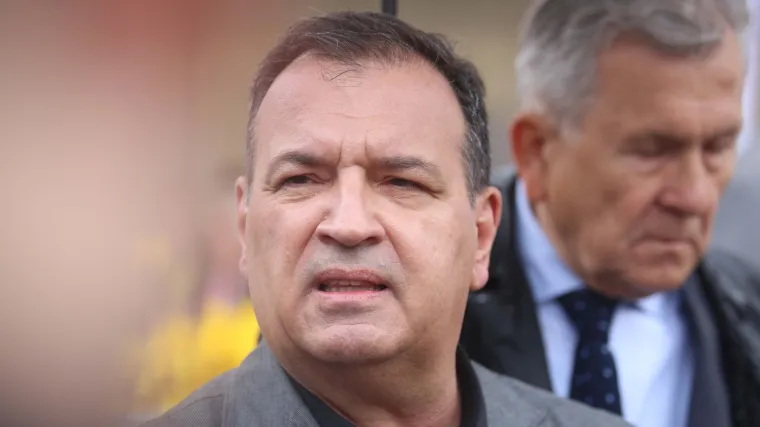 Ministar Beroš o šokantnoj fotografiji iz sisačke bolnice: 'Moram oštro osuditi. Ali ne i smijeniti ravnatelja'