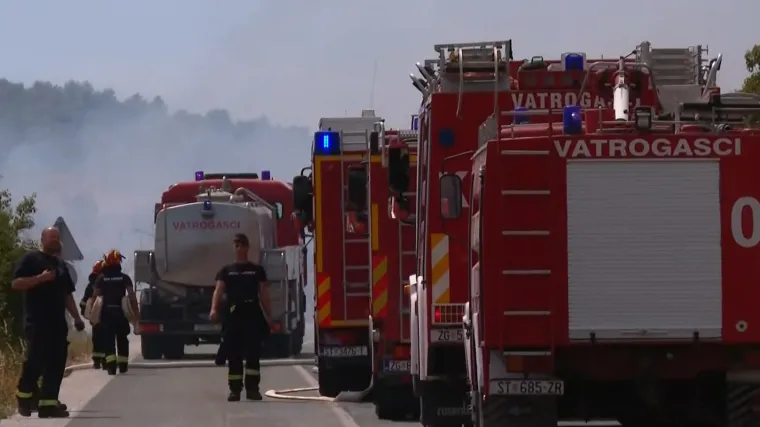 Vatrogasci nose glavu u torbi za plaću od 700 eura: Uskoro kreće protupožarna sezona, a nikad ih nije bilo manje
