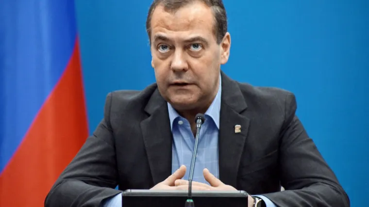 Medvedev poslao zastrašujuću poruku Britancima: 'Njihovi glupi dužnosnici to otvoreno rade i zato su legitimna meta'