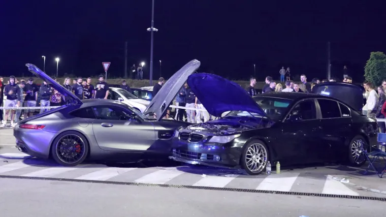 Otkud dečku novci za skupocjeni mercedes? Javio se njegov tata i sve objasnio: 'Ne radi gluposti, ne pije, ali...'