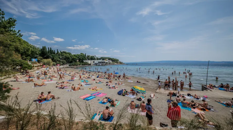 Stigle su ljetne vrućine, idućih dana temperature i do 35 stupnjeva Celzijusovih! Svježine neće biti ni tijekom noć