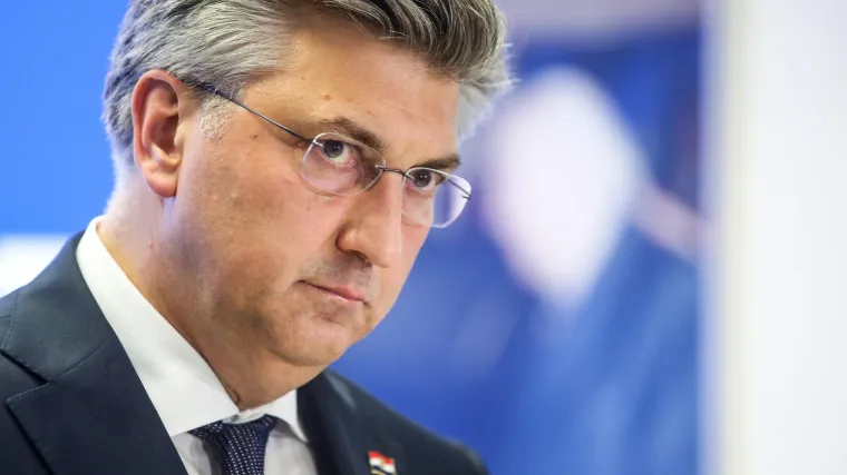 Plenković stigao u posjet Srbiji, s Brnabić će otvoriti novo sjedište hrvatske manjine