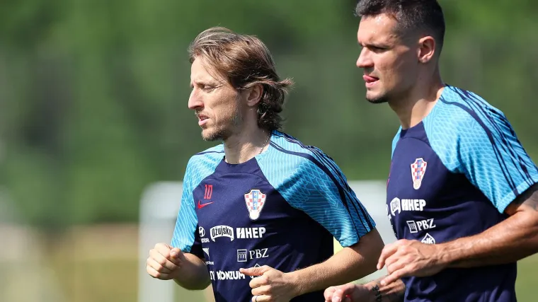HNS podržao Modrića i Lovrena, navijači ih napali zbog Livaje: 'Kako ste sad brzi s objavom'