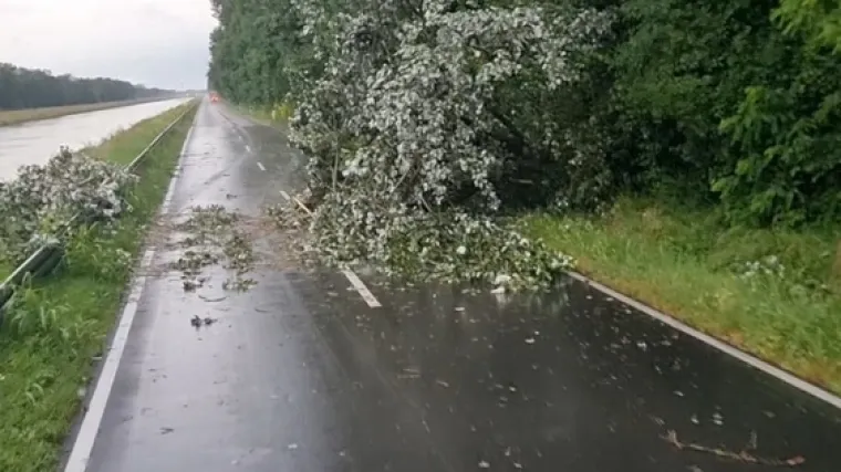 FOTO Grmljavinsko nevrijeme jutros zahvatilo Međimursku županiju: 'Ovo je bilo jezivo'