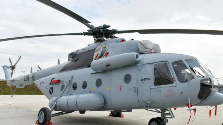 Helikopter s 8 pripadnika HRZ-a krenuo u Sloveniju pomoći susjedima u obrani od poplava