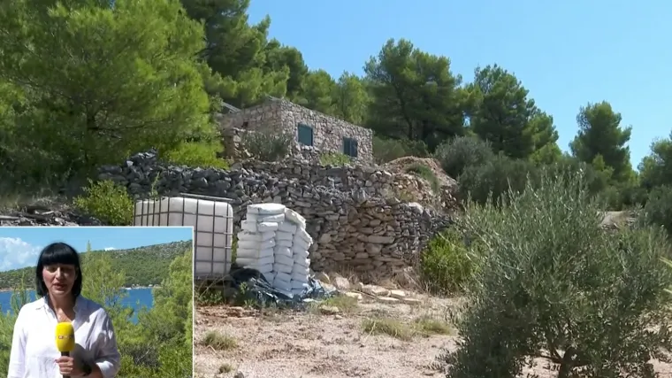 Bespravno gradili kamenu kuću u borovoj šumi: Staza je toliko uska, ne zna se kako su uopće do tamo dopremali materijal